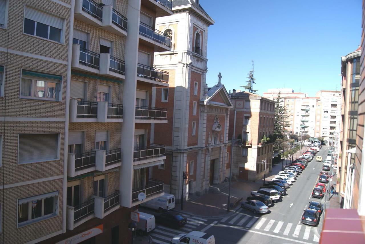 Calfred Junto A Parque Gallarza Apartment Logrono Exterior photo